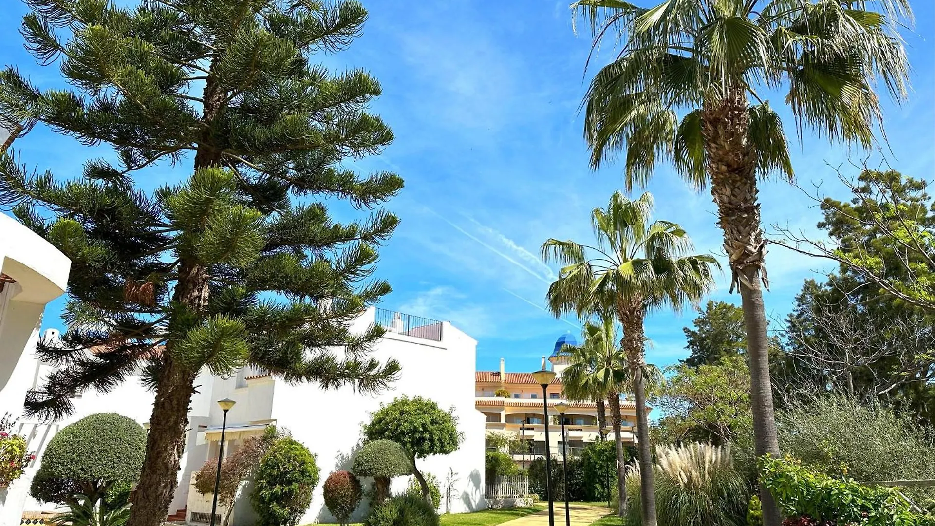 Casa Paraiso Del Sur - Gran Casa Independiente De Lujo Con Amplias Terrazas Villa Costa Ballena 0*,  Spain